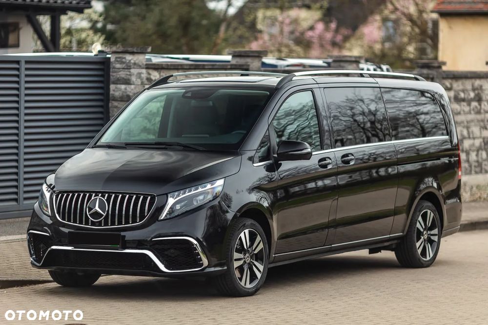 Mercedes-Benz Klasa V 300 d extralang 4Matic 9G-TRONIC Avantgarde - 4