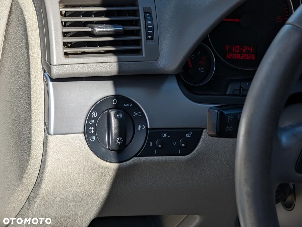 Audi A4 Avant 2.0 TDI DPF multitronic - 21