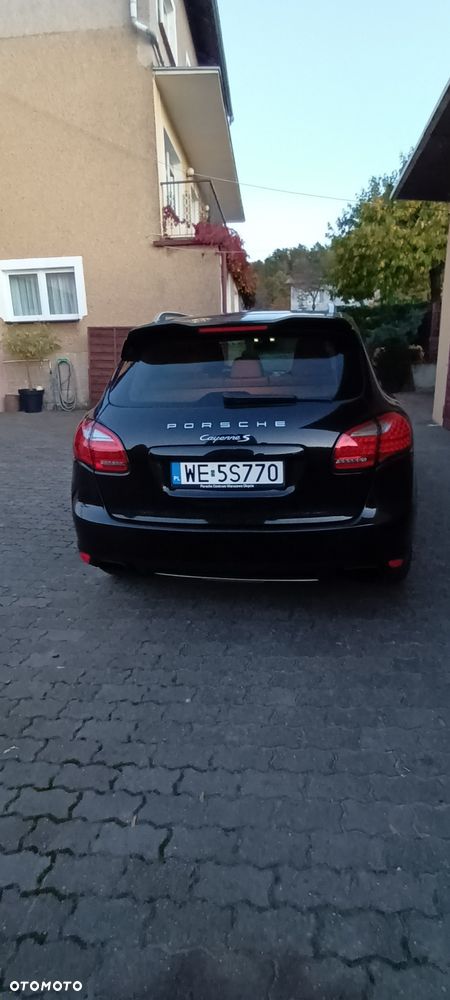 Porsche Cayenne S - 25
