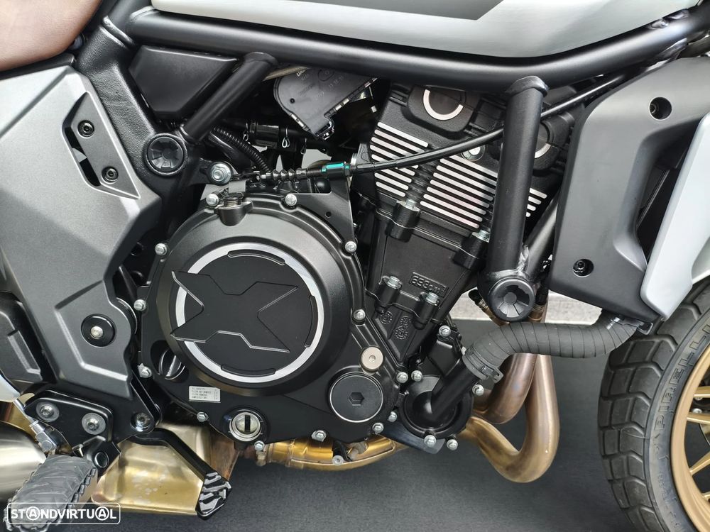 CF Moto 700CL-X Heritage Abs - 7