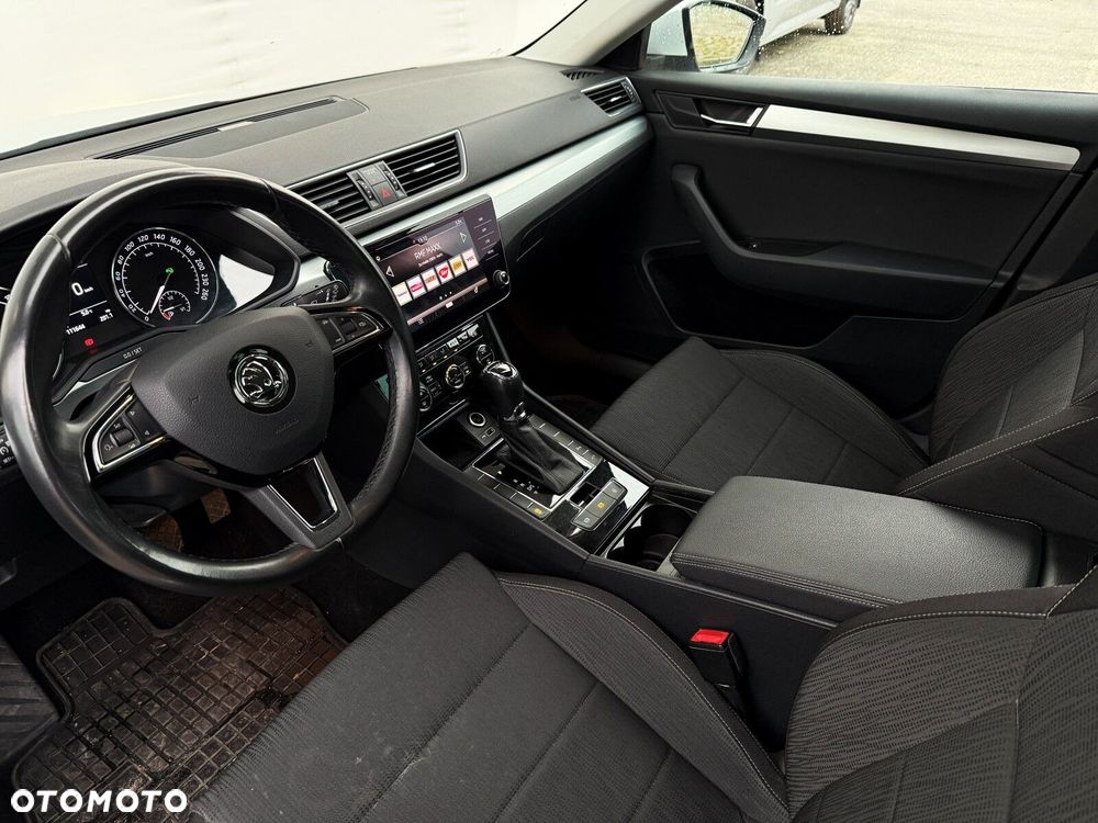 Skoda Superb 2.0 TDI SCR Style DSG - 16