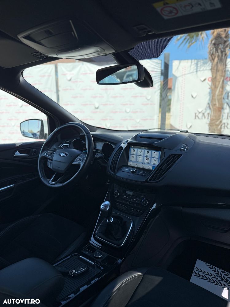 Ford Kuga 1.5 EcoBoost 2WD Titanium - 19