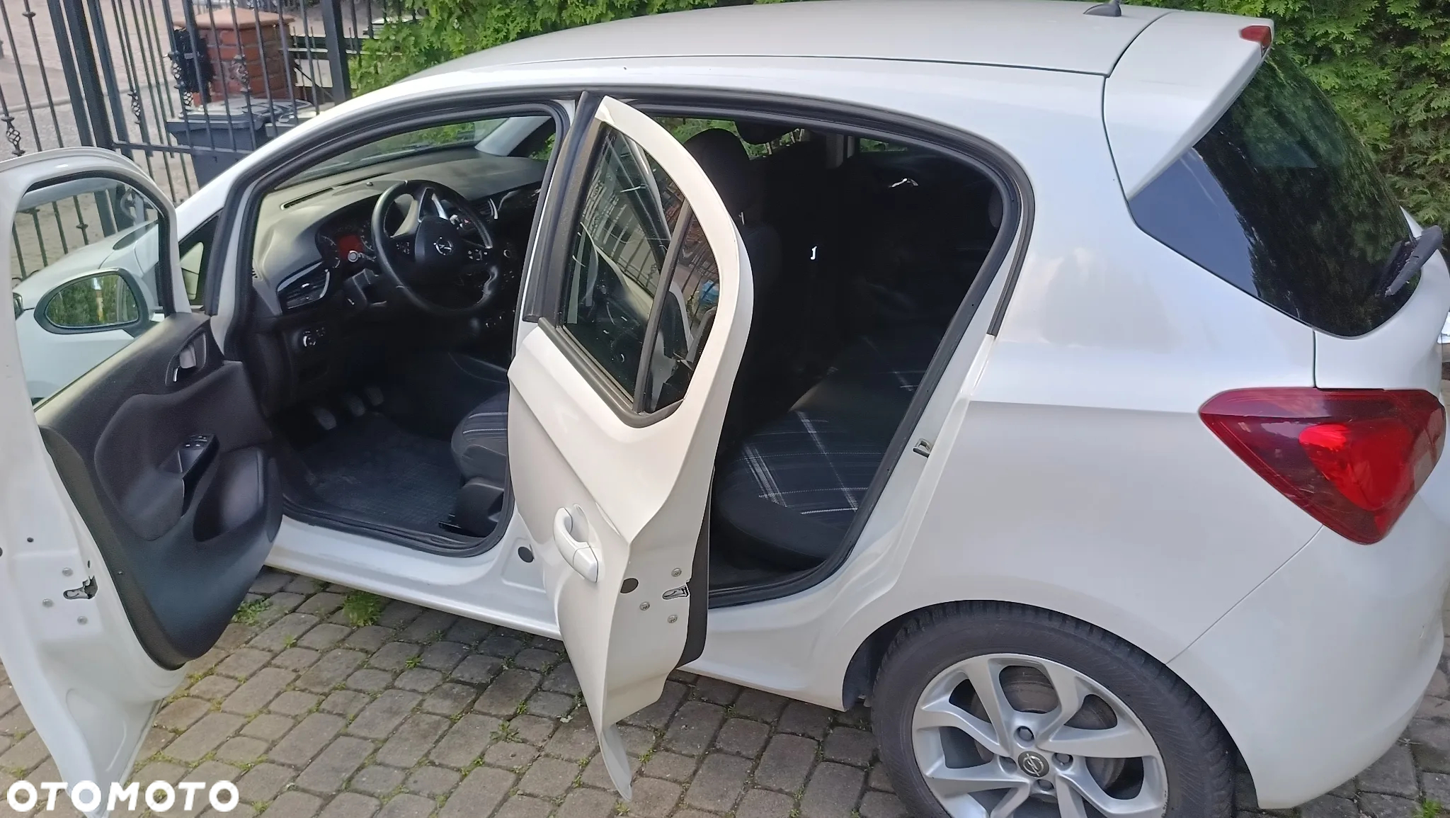 Opel Corsa 1.4 Color Edition - 3