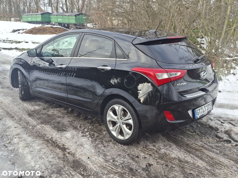 Hyundai i30 blue 1.6 GDI YES Silver - 3
