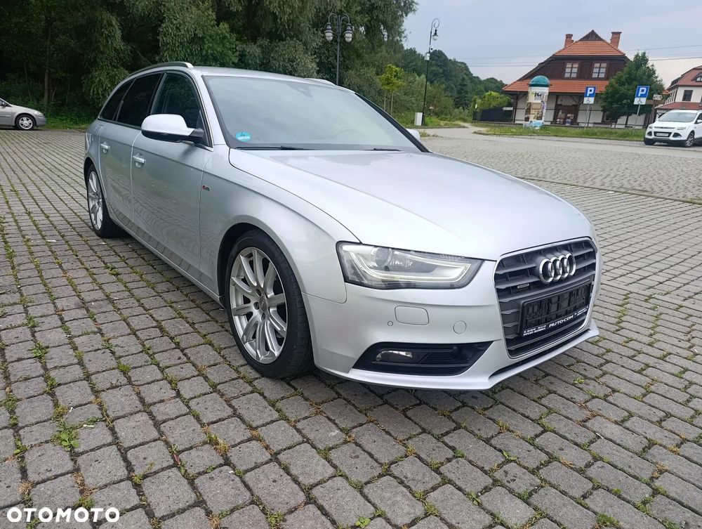 Audi A4 Avant 2.0 TFSI quattro S tronic S line Sportpaket - 5