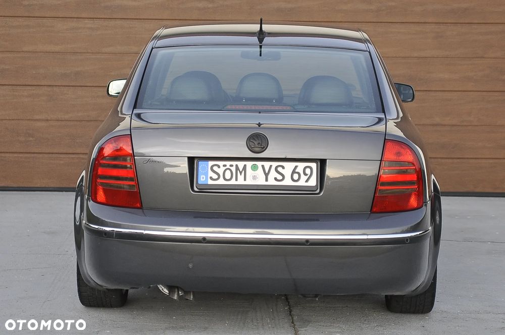 Skoda Superb 1.8 Turbo Elegance - 12