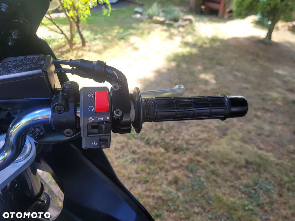 Yamaha FZS - 30