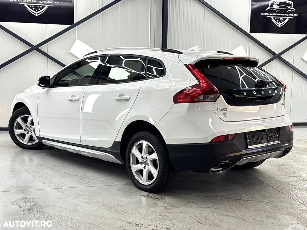 Volvo V40 D3 Geartronic Momentum - 14