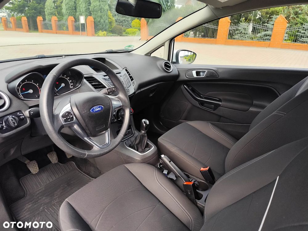 Ford Fiesta 1.25 Champions Edition - 15