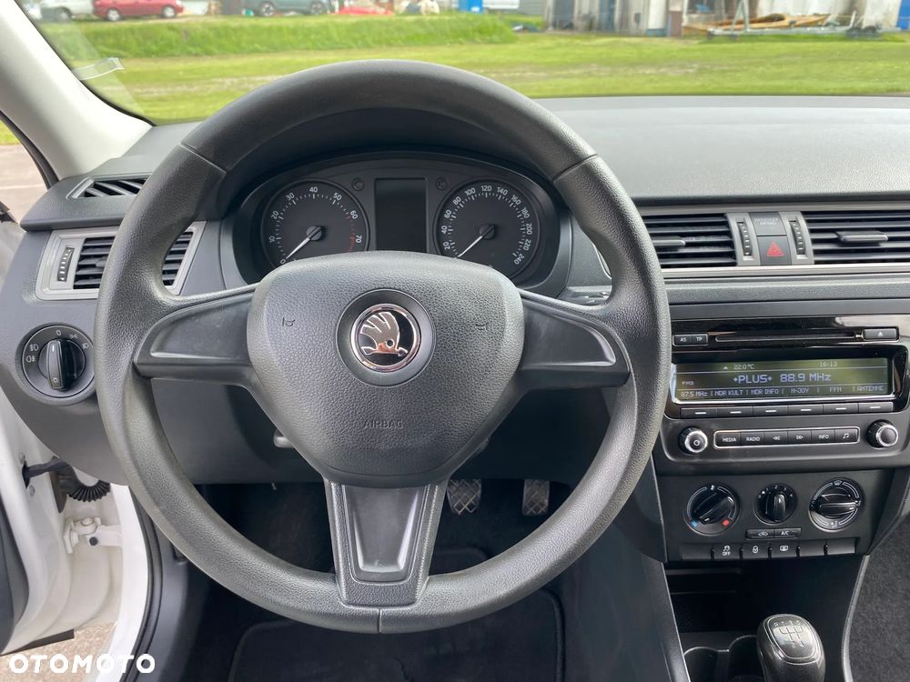 Skoda RAPID 1.2 TSI Drive - 18
