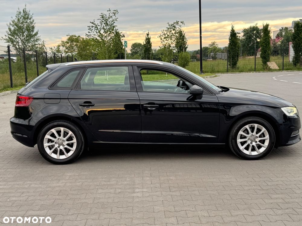 Audi A3 Sportback 1.6 TDI Attraction - 7