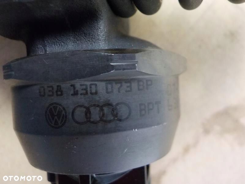 VOLKSWAGEN POLO IV POMPOWTRYSKIWACZ 038130073BP 1.4 TDI BOSCH - 2