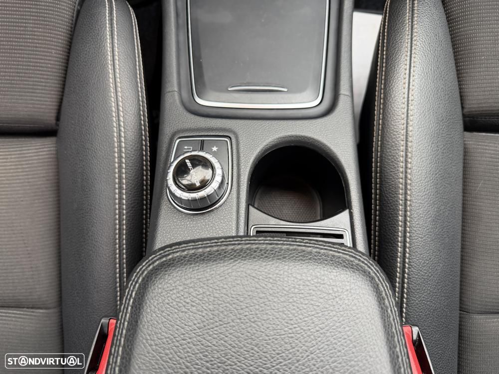 Mercedes-Benz CLA 180 d Shooting Brake Urban Aut. - 25