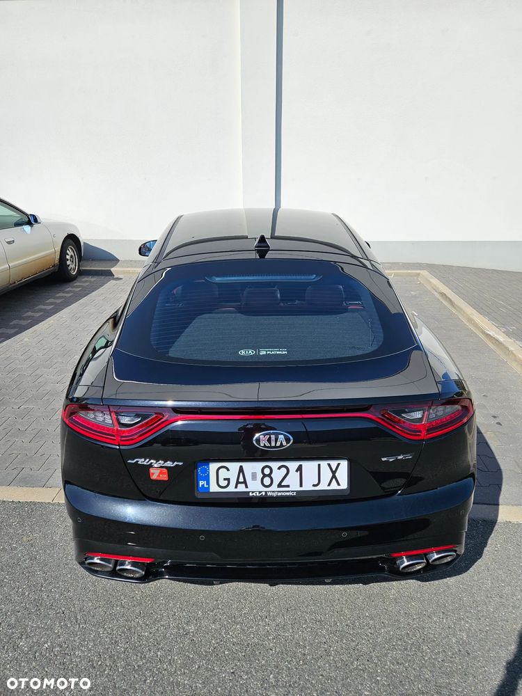 Kia Stinger 2.0 T-GDI GT Line - 3