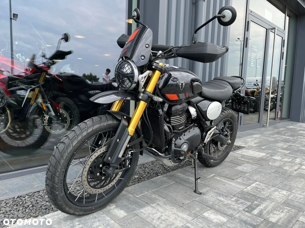 Triumph Scrambler - 1