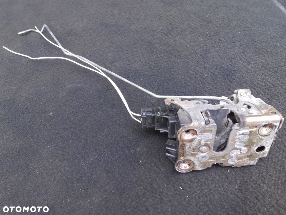 RENAULT KANGOO I ZAMEK DRZWI PRAWYCH PRAWY PRZÓD POSIADAM 2SZT - 1