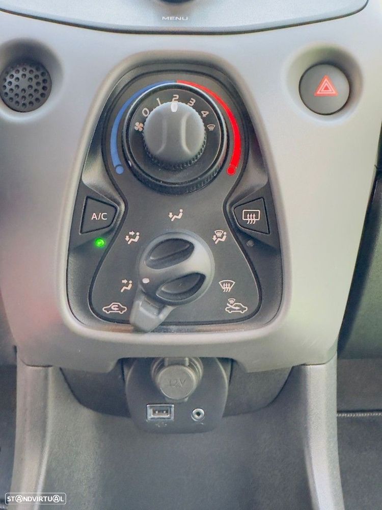 Peugeot 108 1.0 VTi Allure - 11
