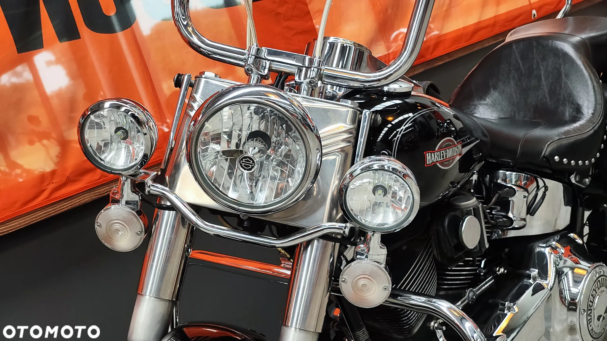 Harley-Davidson Softail Heritage Classic - 15