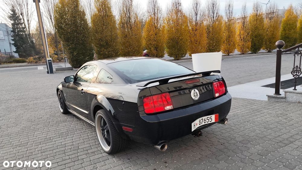 Ford Mustang 4.0 V6 - 8