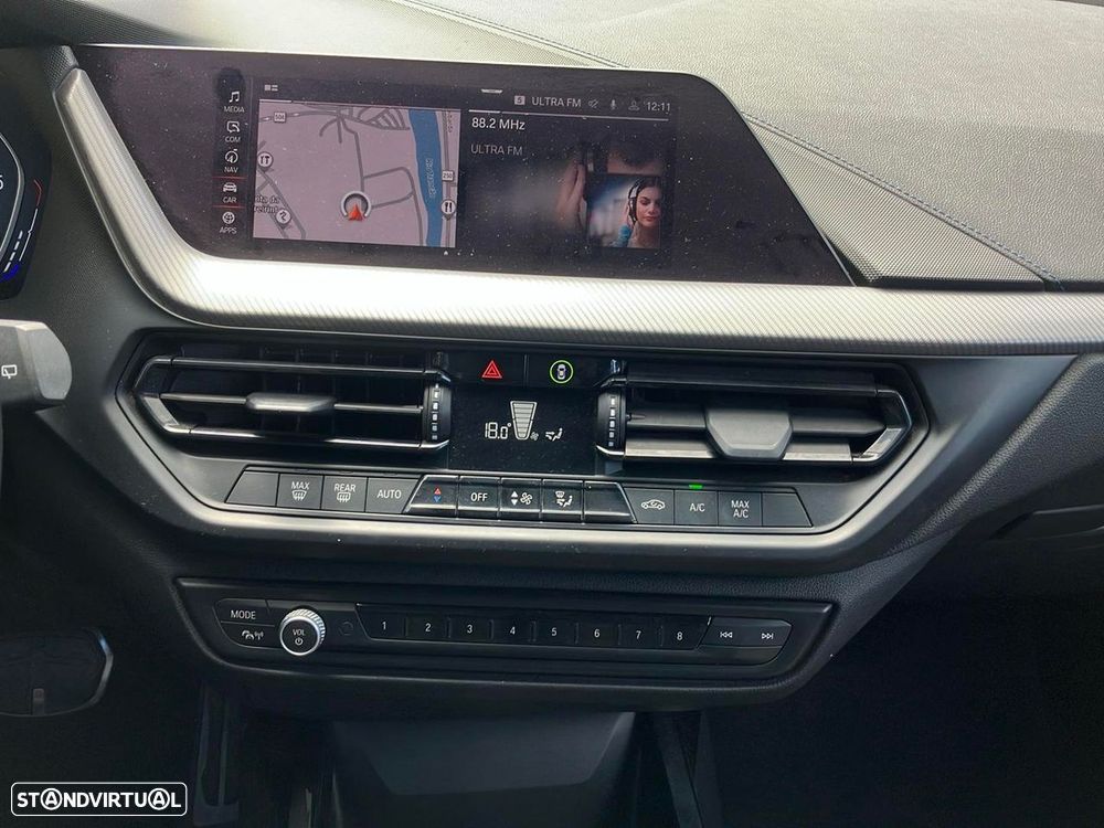 BMW 116 d Pack Desportivo M Auto - 14