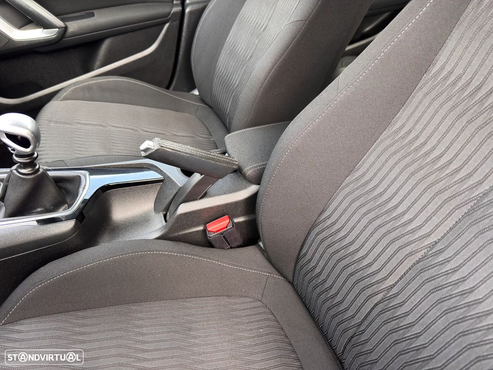 Peugeot 308 SW 1.6 BlueHDi Active - 25