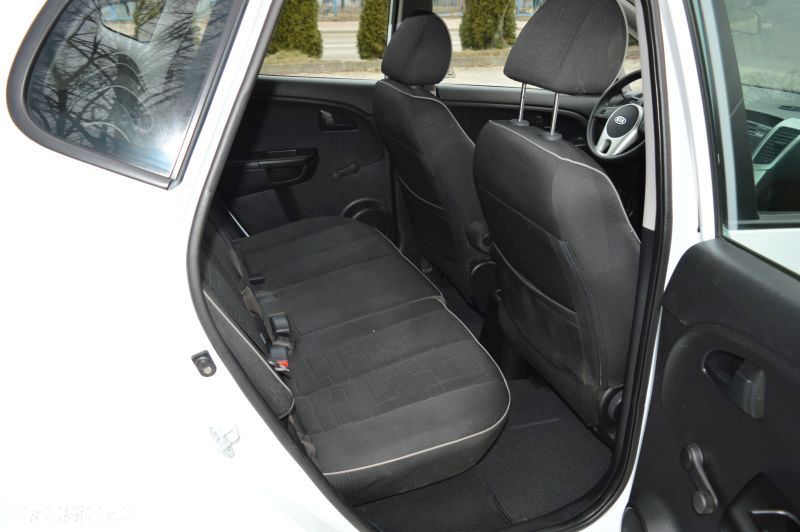 Kia Venga 1.4 CVVT Titanium Collection - 21