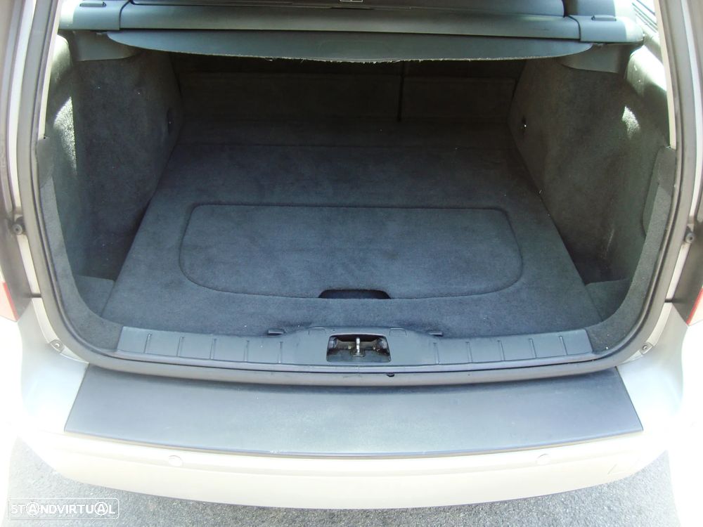 Volvo V50 2.0 D Nível 3 - 10