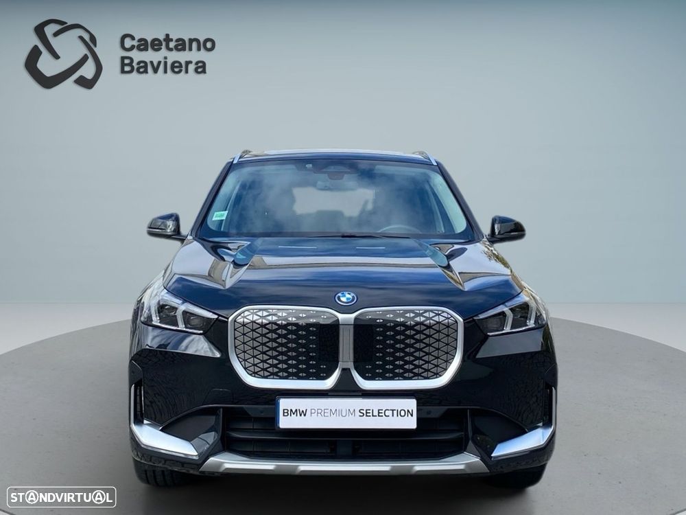 BMW iX1 eDrive20 xLine - 23