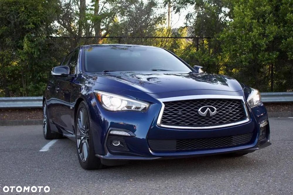 Infiniti Q50 - 2
