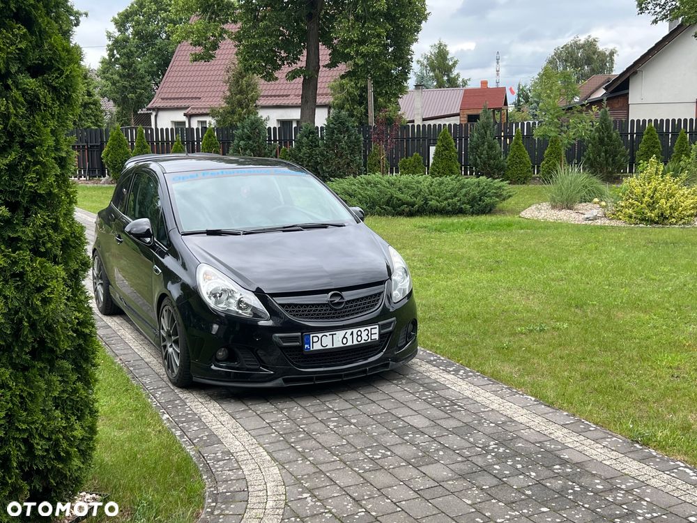 Opel Corsa 1.6T OPC - 1