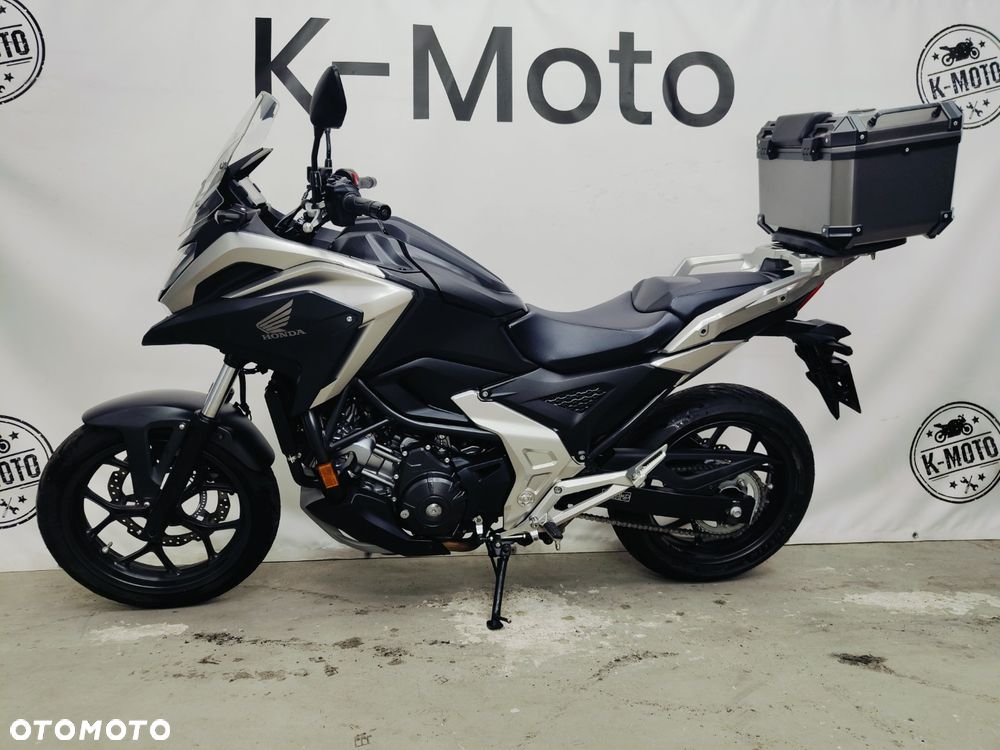 Honda NC - 18
