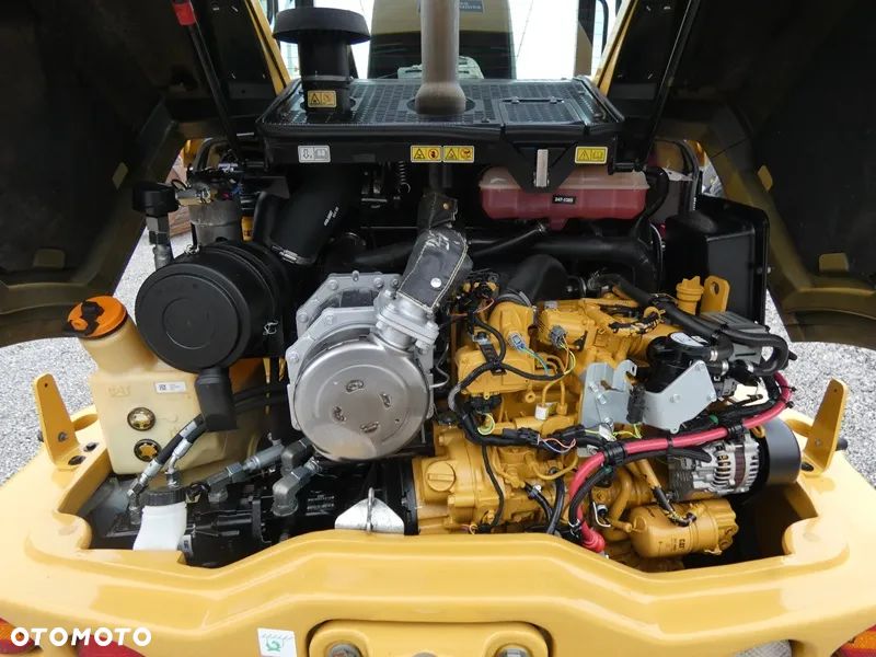 Caterpillar CAT 906M Z Niemiec / 2.942mth Serwis / Idealny / - 16