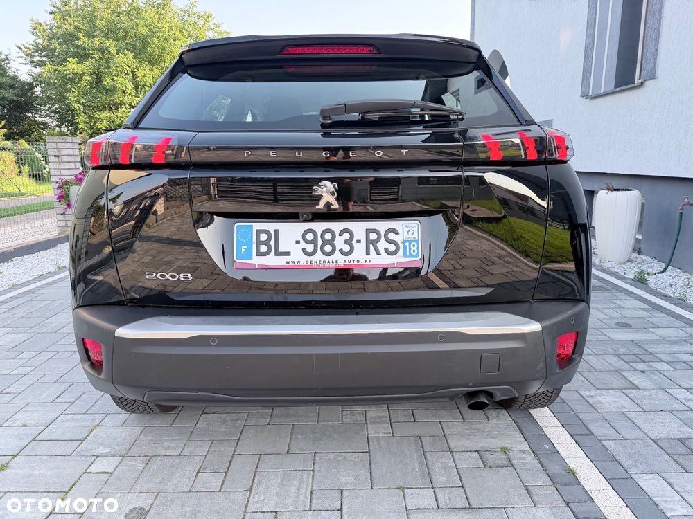 Peugeot 2008 - 6