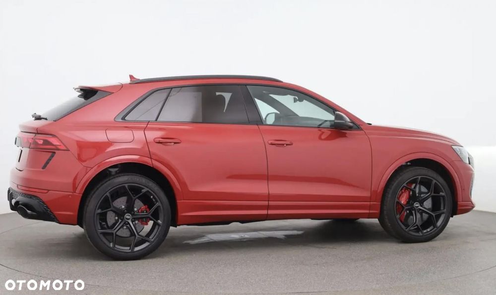 Audi RS Q8 - 4
