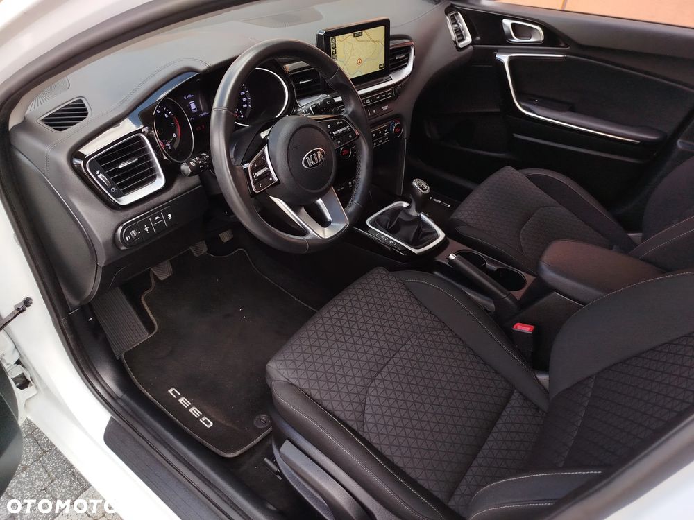 Kia Ceed 1.0 T-GDI ISG Platinum Edition - 8