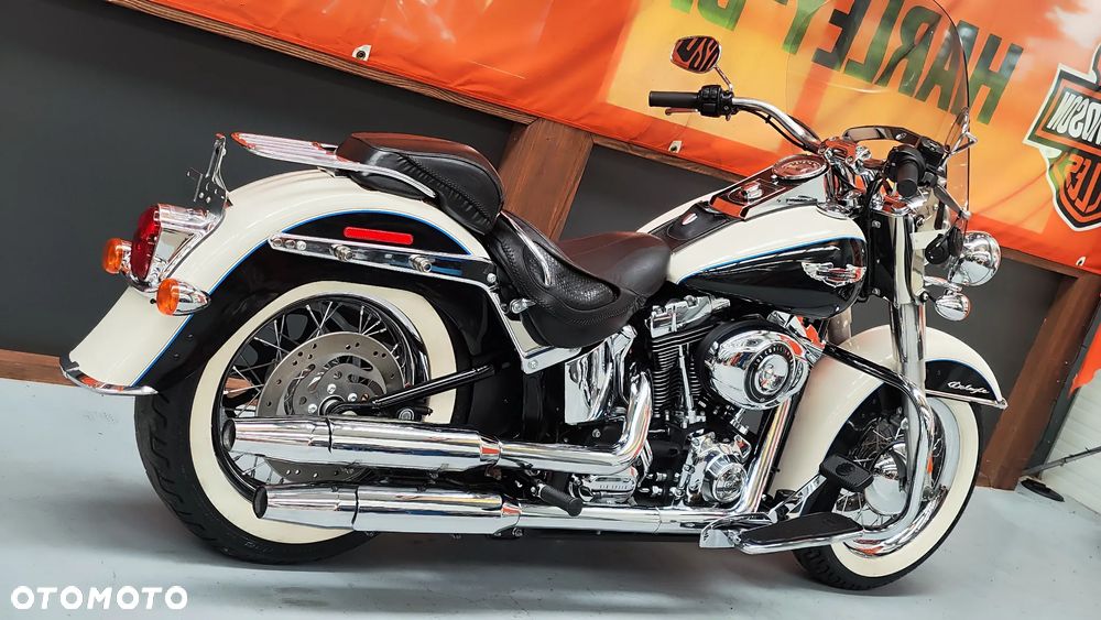 Harley-Davidson Softail Deluxe - 3
