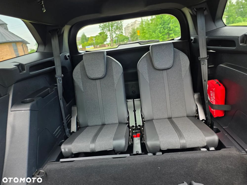 Peugeot 5008 1.6 THP Active S&S EAT6 - 24