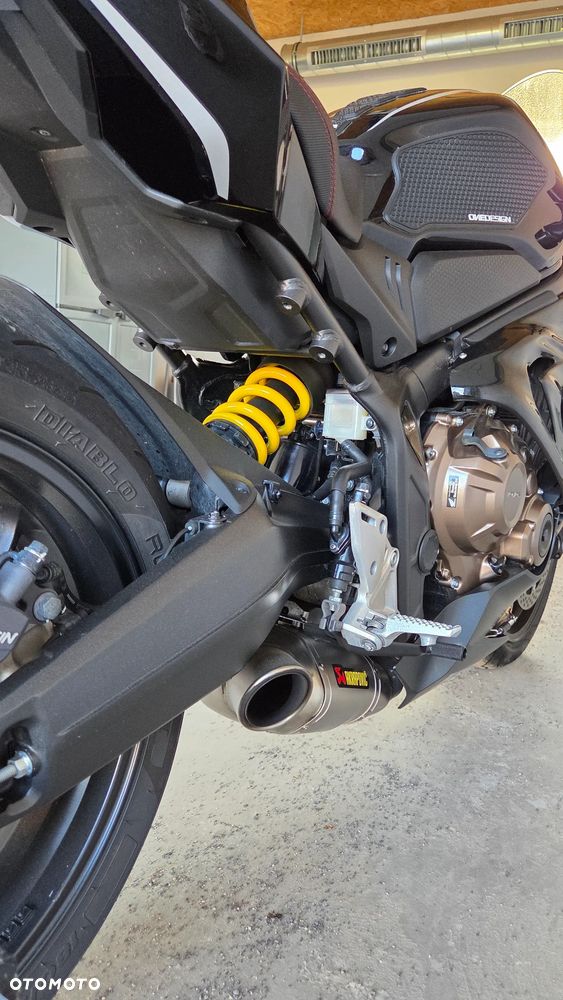 Honda CBR - 13