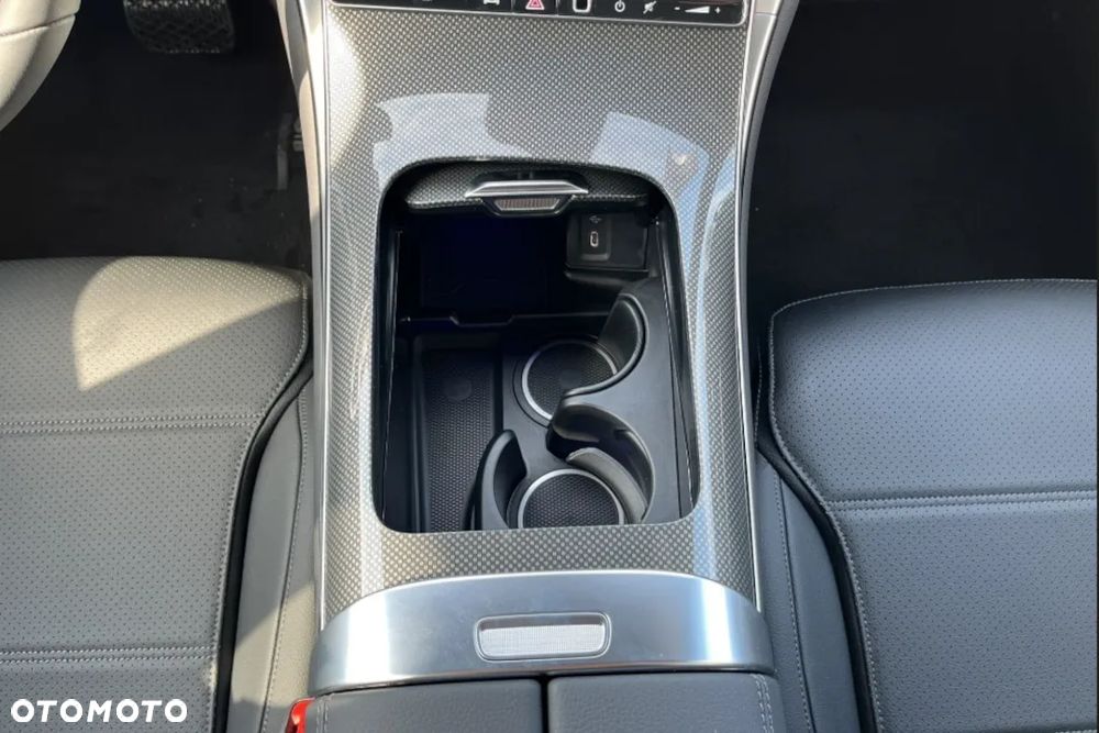 Mercedes-Benz GLC 200 4Matic 9G-TRONIC Edition Avantgarde - 19