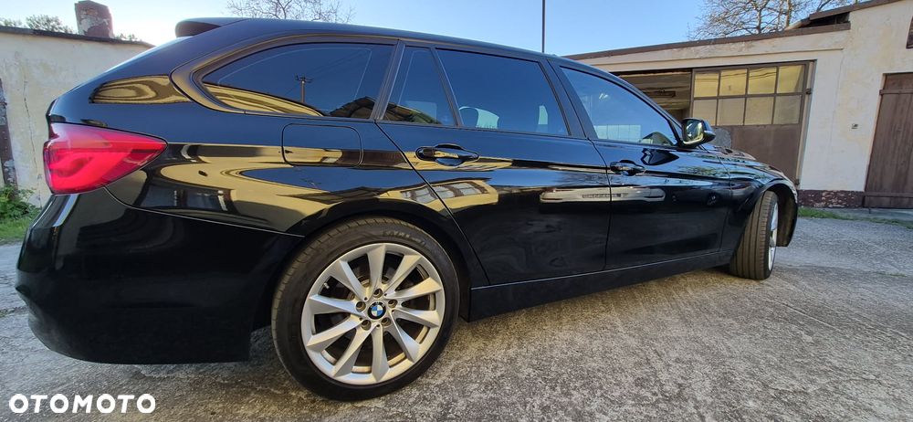 BMW Seria 3 318d - 2