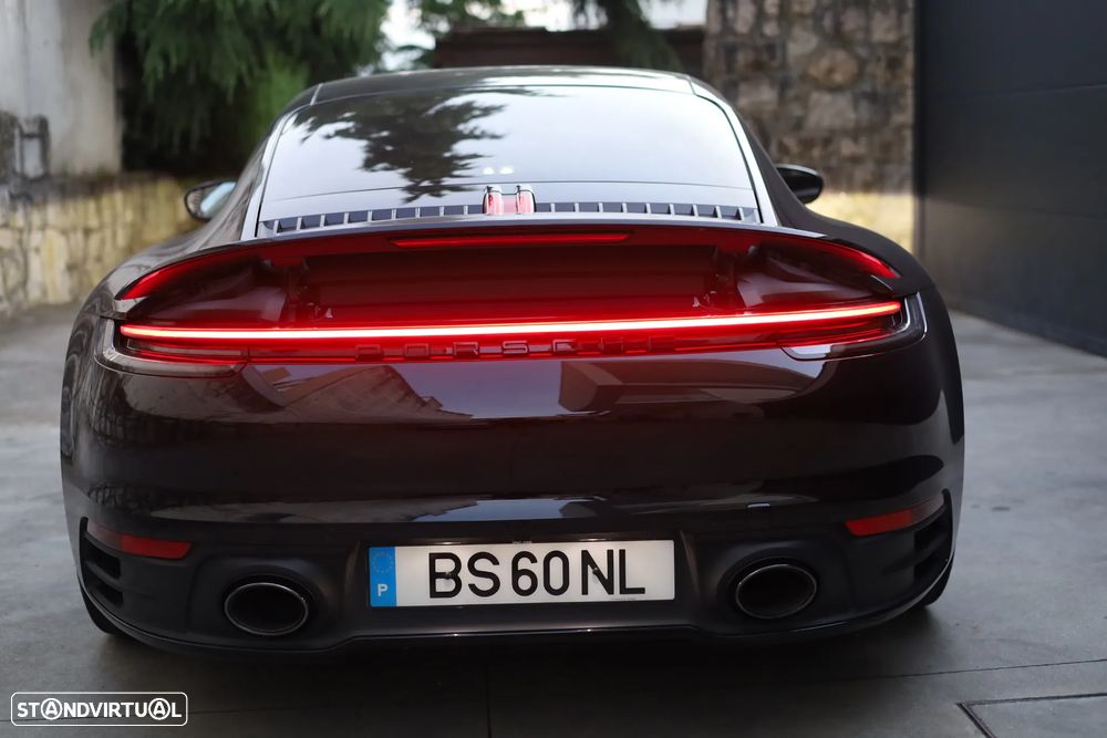 Porsche 911 Série F - 21