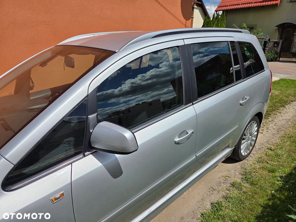 Opel Zafira 1.9 CDTI Edition - 3