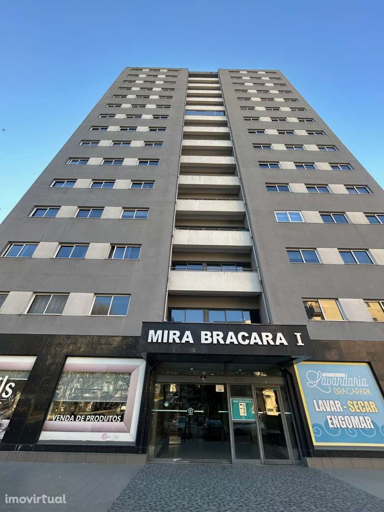 T1+1 Mobilado, c/Varanda e Elevador próximo ao Centro de Braga! - Grande imagem: 2/12