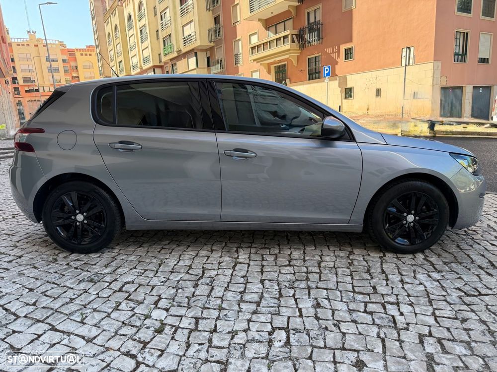 Peugeot 308 1.2 PureTech Active - 4
