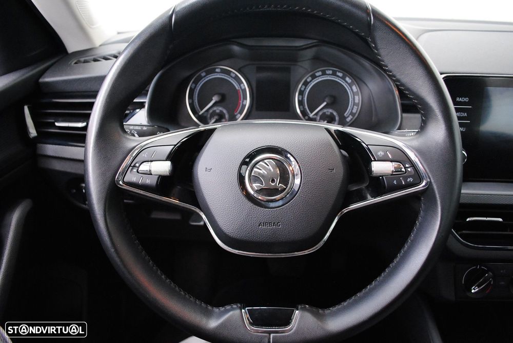 Skoda Kamiq 1.0 TSI DSG - 11