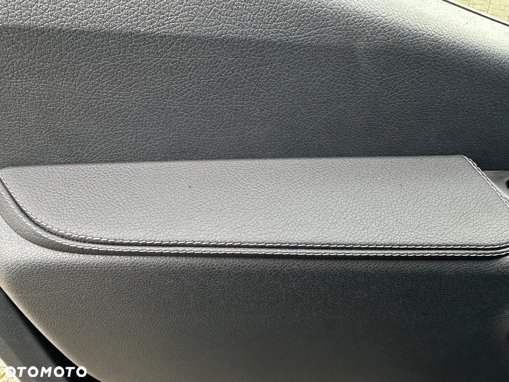 Mercedes-Benz Sprinter 319 CDI Furgon 3665 mm L2H2 - 29