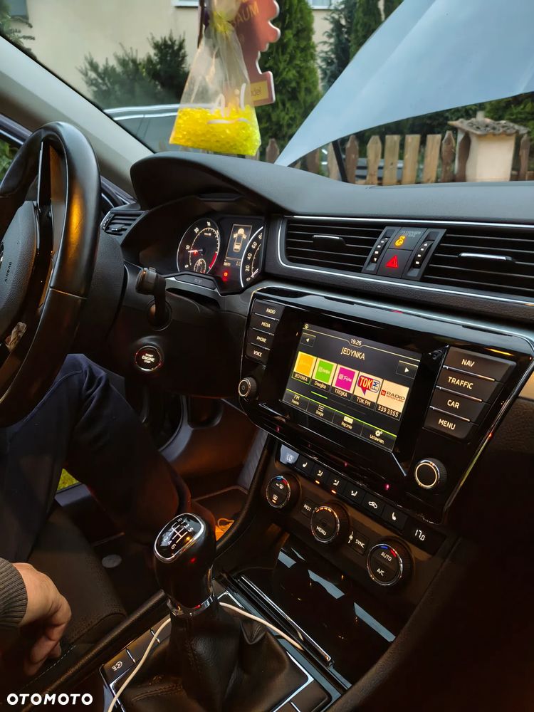 Skoda Superb 2.0 TDI Ambition - 13