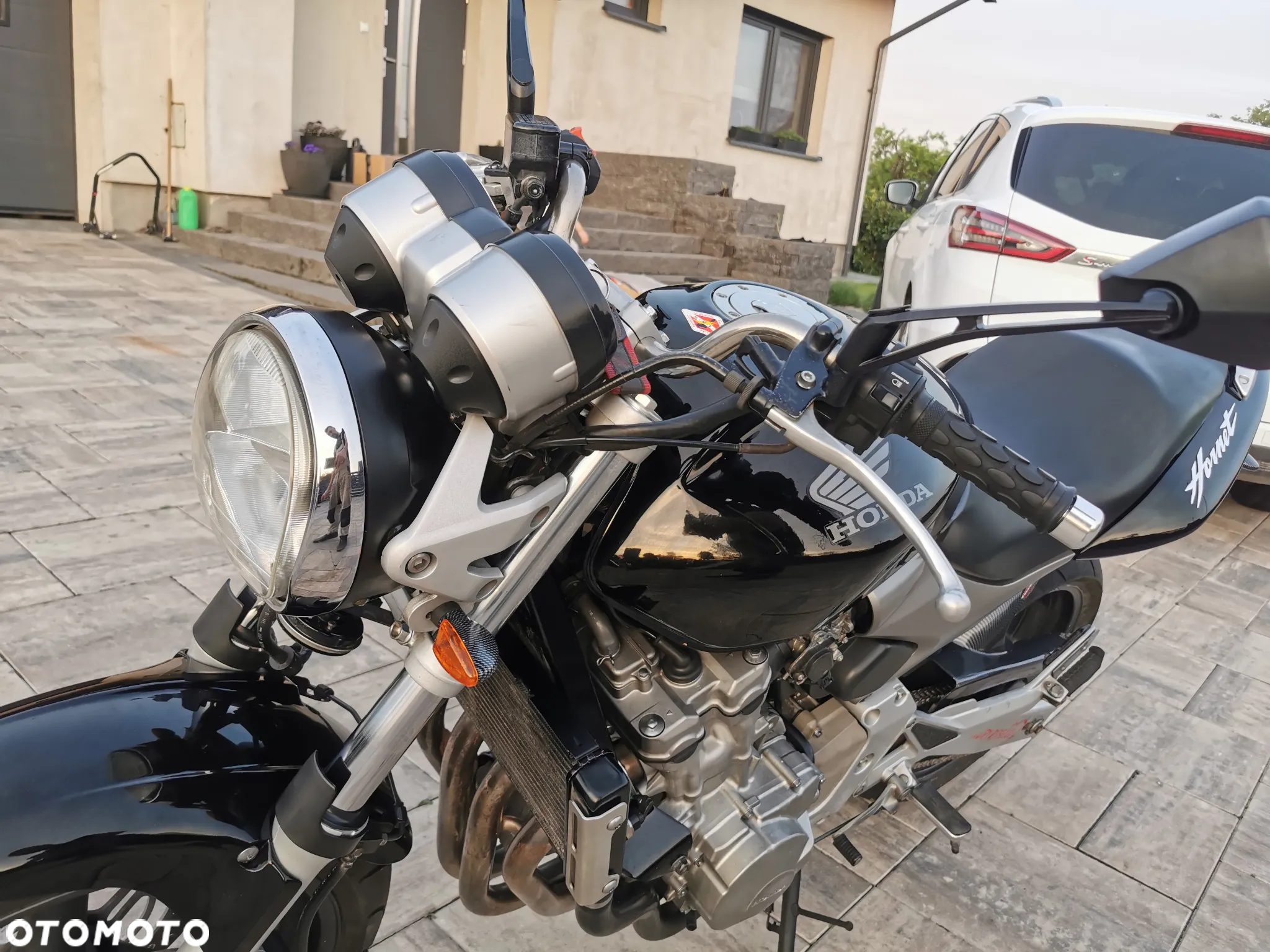 Honda Hornet - 12