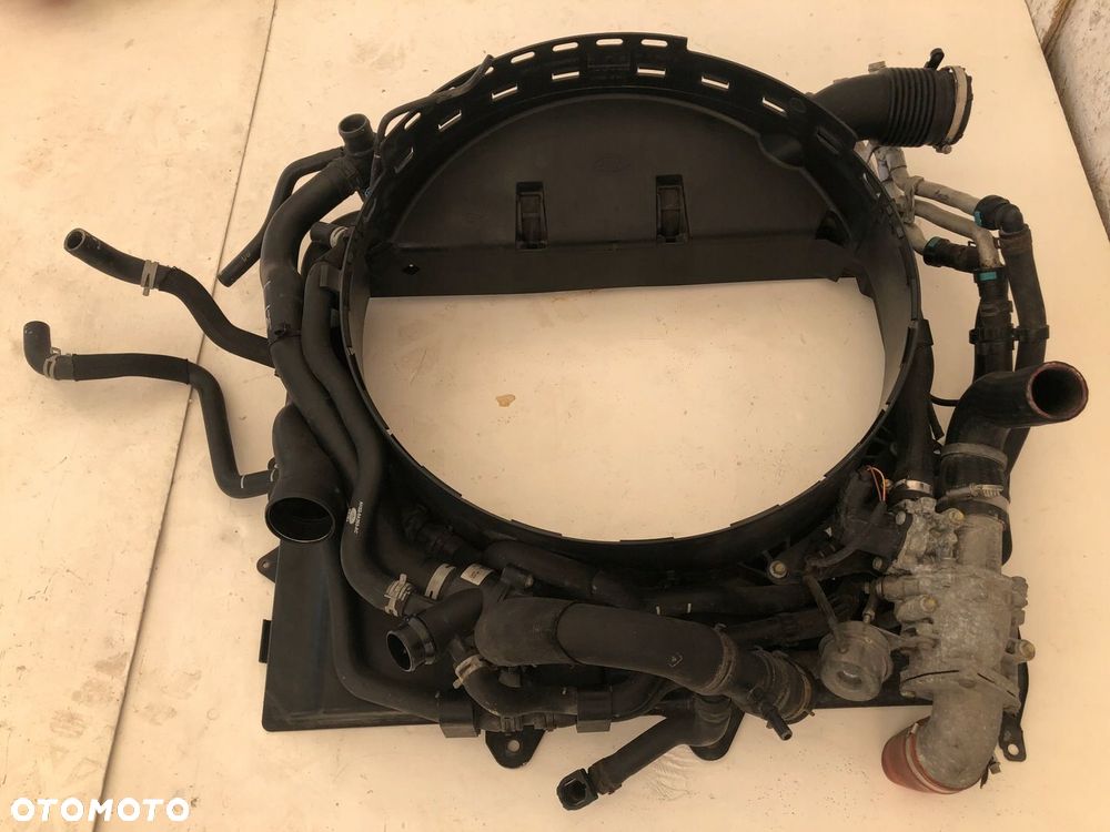 RANGE ROVER L320 OBUDOWA WENTYLATORA AH32-8K619-AC - 9