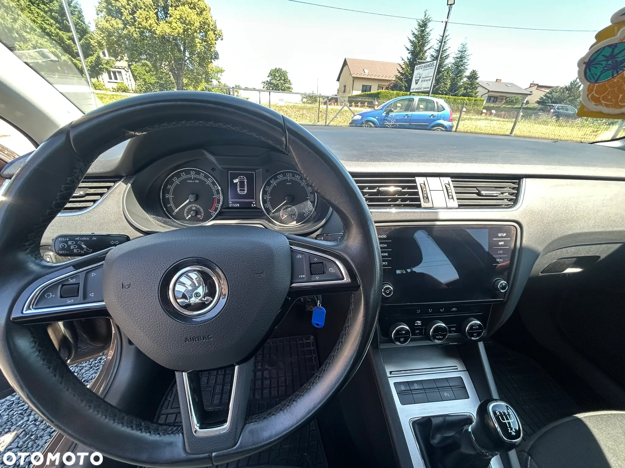 Skoda Octavia 1.6 TDI Ambition - 9